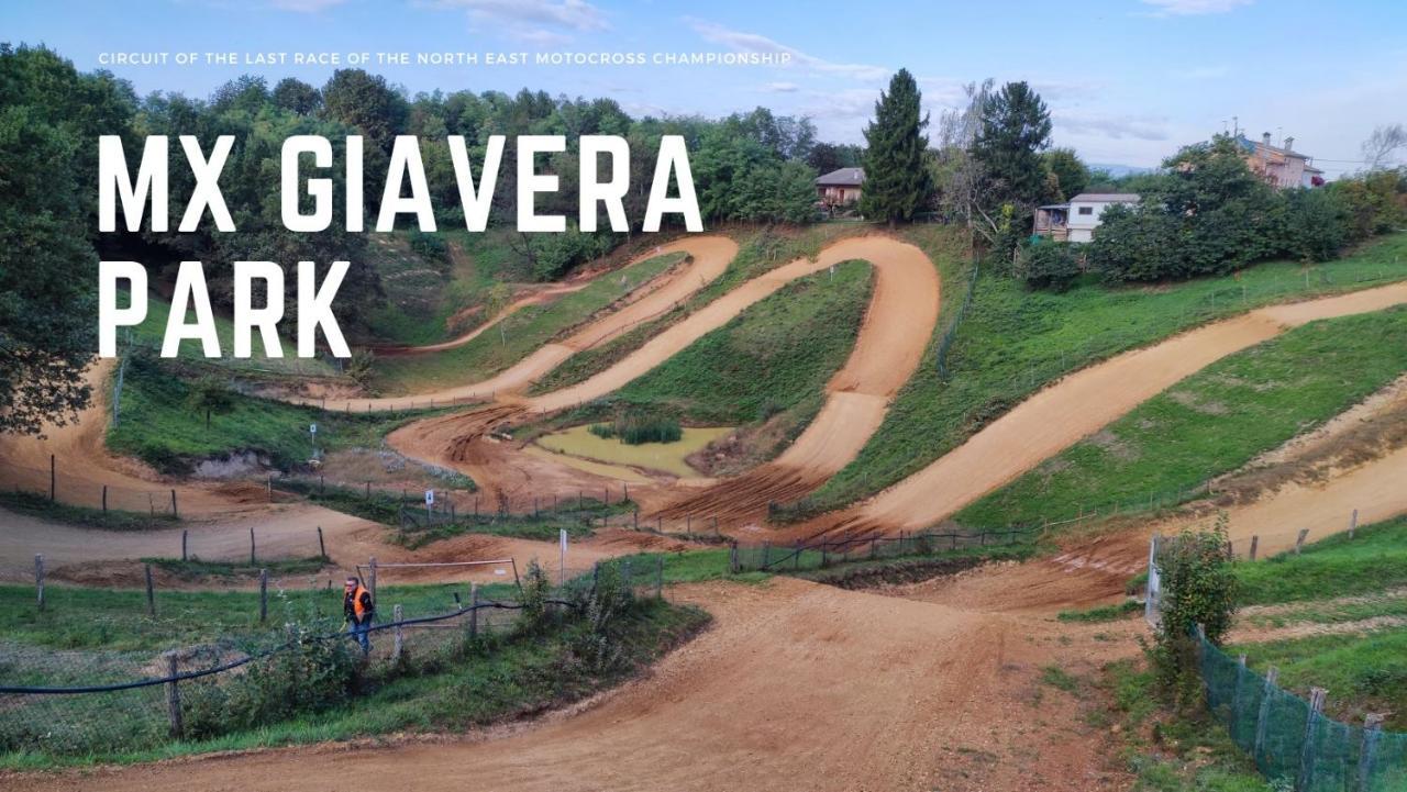 洋槐别墅 Giavera del Montello 外观 照片